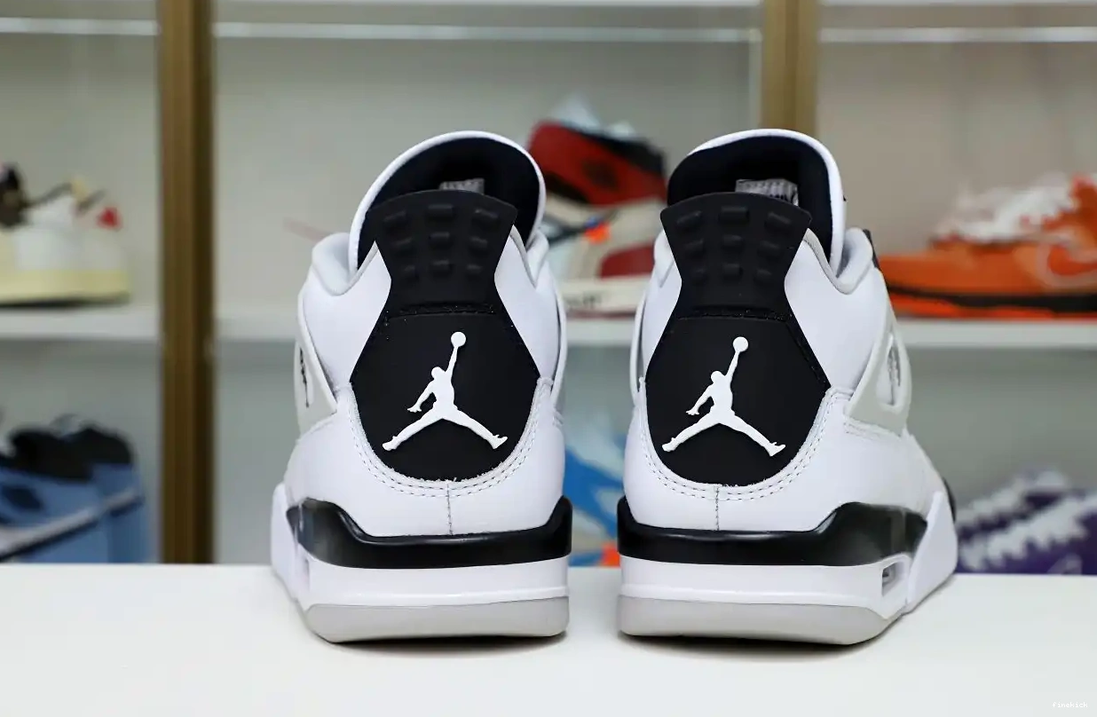 MILITARY JORDAN 4 AIR BLACK 0516